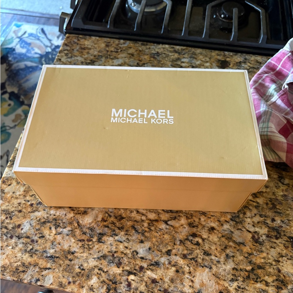 Michael Kors Gold Sandals Elegant Design